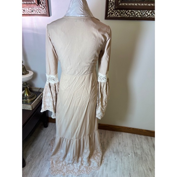 Venus Women's US 2 Boho Bell Sleeve Crochet Trim Maxi Cardigan Duster Sand Tan - Picture 10 of 11